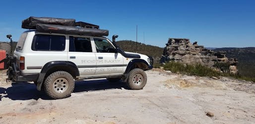 Blue Mountains full day tour on a 4×4 car with lunch